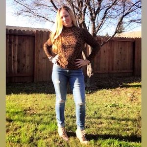 Meet your Posher, Corina